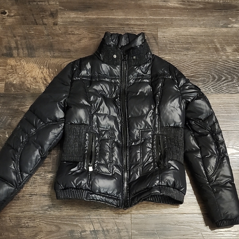 Women's Black Puffer Jacket